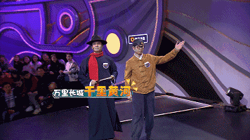 获得街舞冠军的哲学博士，战胜美国空军的历史博士，奇异博士已互相确认了眼神