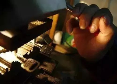 2018版兰州各行各业平均工资曝光!最挣钱的居