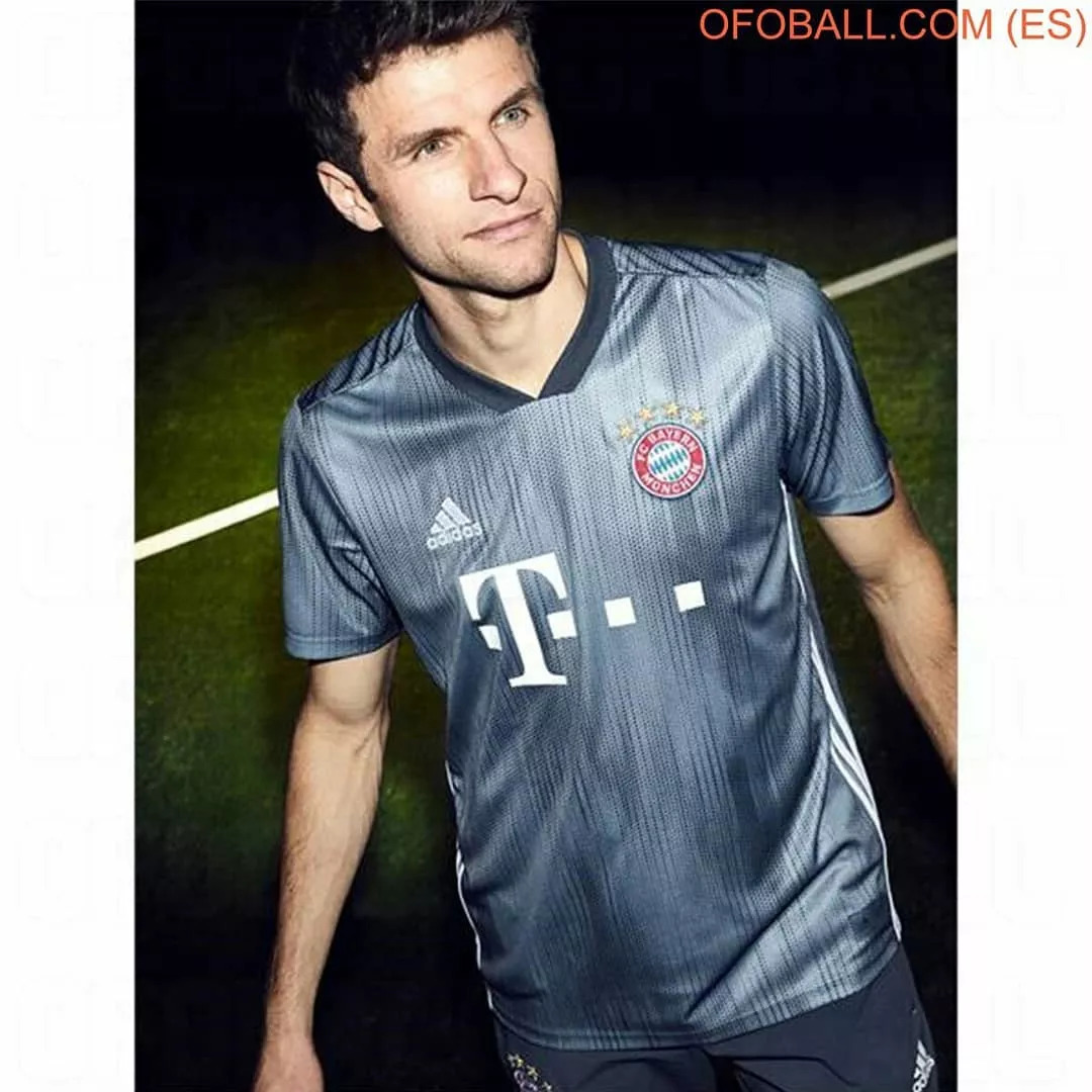 拜仁慕尼黑18-19赛季第二客场球衣正式发布!