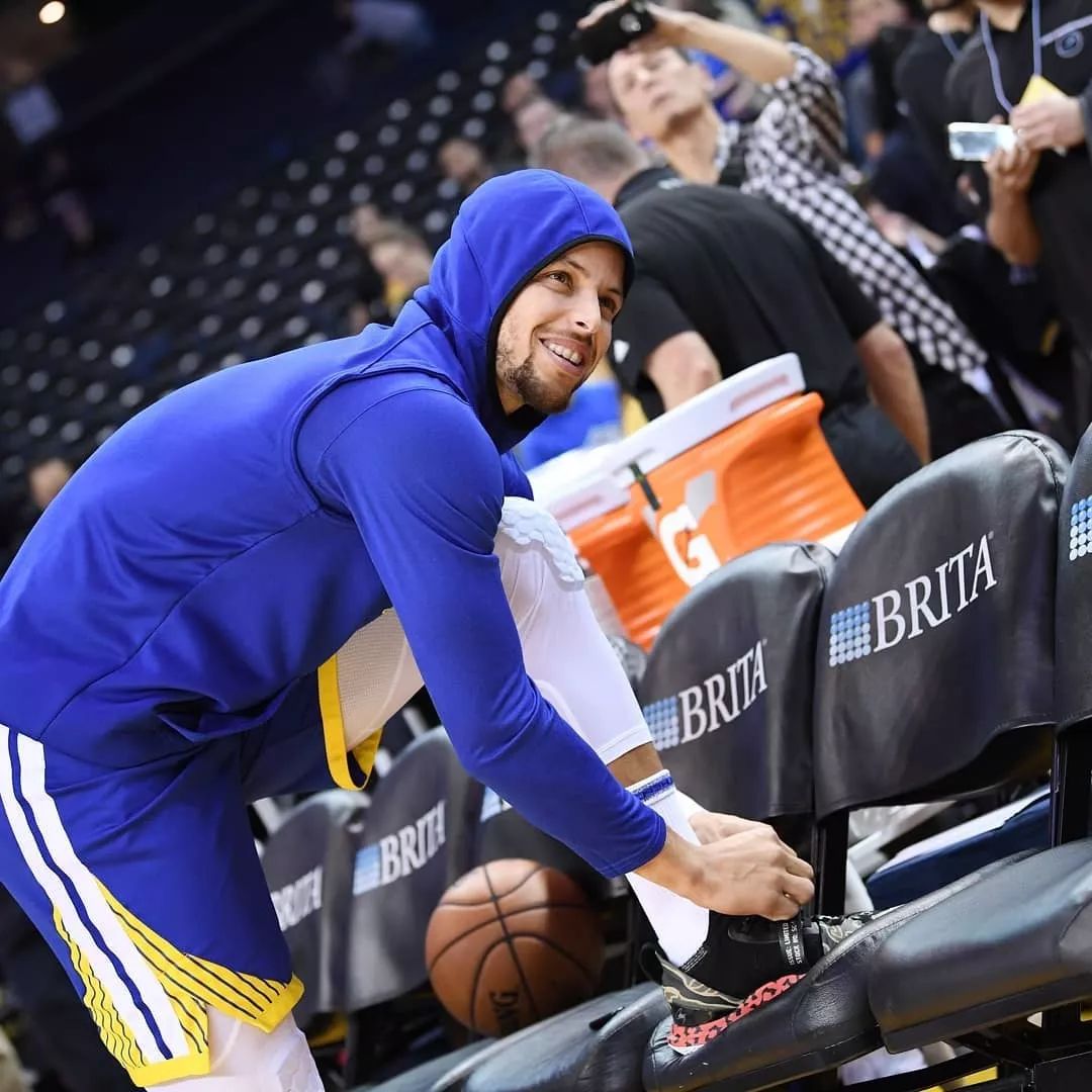 lebron soldier 12 beige