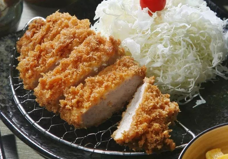 在日本旅游一天吃饭要花多少钱?看完这个你就