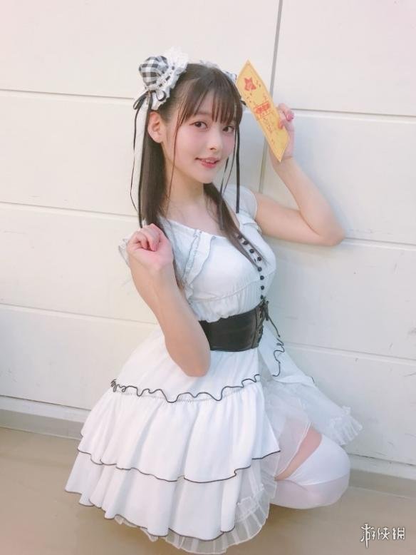 上坂堇内衣_上坂堇性感内衣