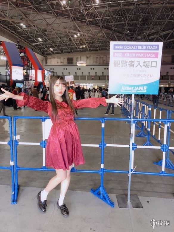 “政委周报”:春色怡人!上坂堇超清新春装美照!