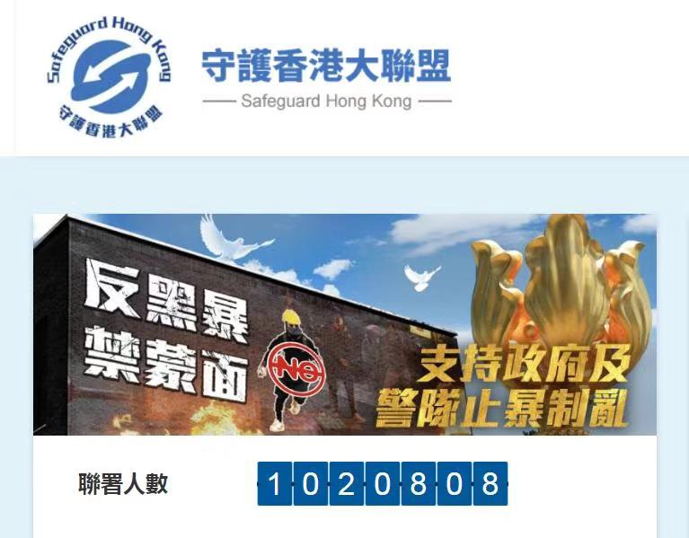 3608000体验金效益|卡戴珊现身Tom Ford秀场 黑红银三色连身裙PK美腿