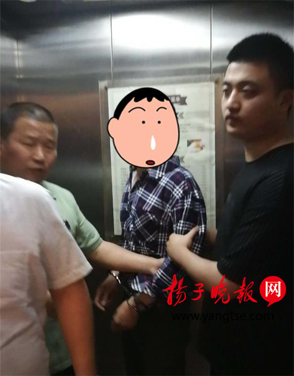 建湖警方8小时破坏一起入室抢劫案