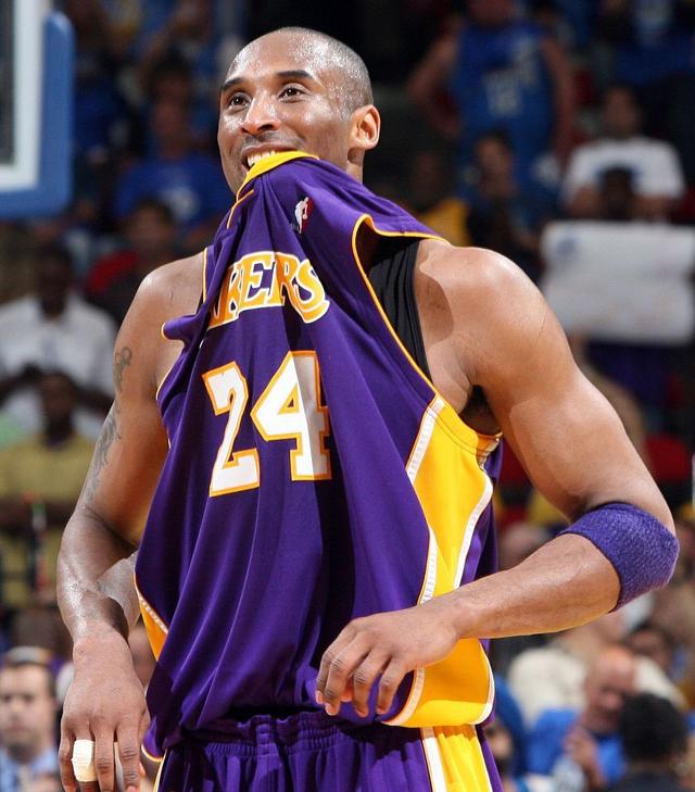 科比宣布2016年退役 nba吧,2016年科比退役时间