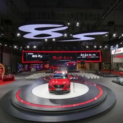 2019上海车展：一抹“硬核红” 海马8S强势亮相上海车展
