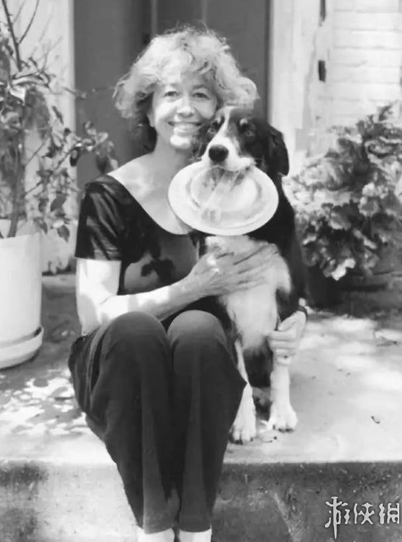 从兔女郎到免疫学科学家 成功转身可谓最华丽的女人