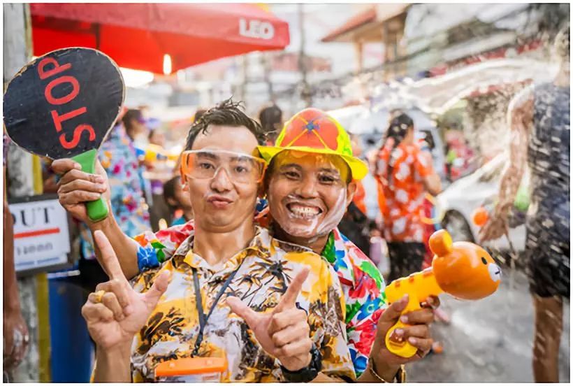 最嗨索尼微单A7M3苏梅岛泼水节拍摄教程!