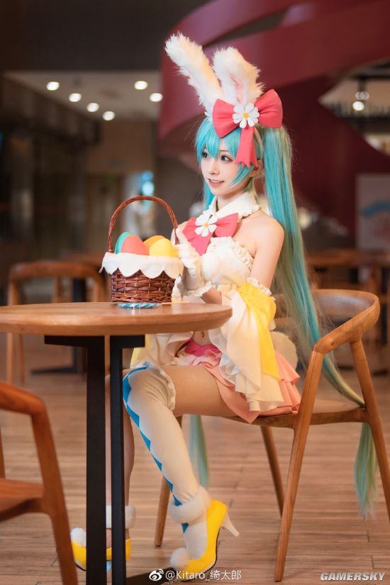 国人完美还原初音未来 世界第一公主殿下精品COS