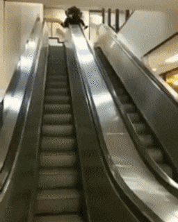 小姐姐，我想喝你的咖啡，加奶的那种