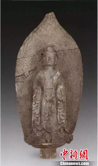 窖藏坑出土东魏立佛。 考古所提供