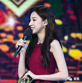 世界杯捧红这位神似张柏芝的央视第一美人