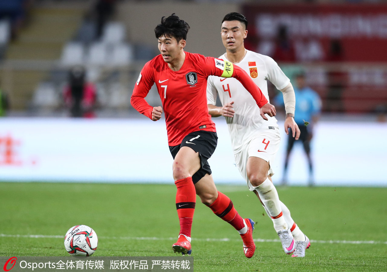 孙兴慜创造点球又助攻!国足0比2韩国,16强将战