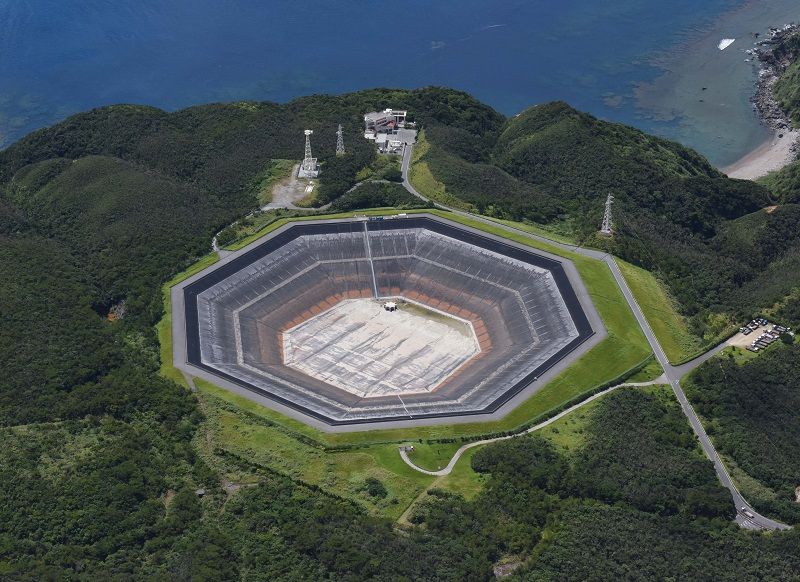 冲绳山原海水扬水发电所(冲绳时报)