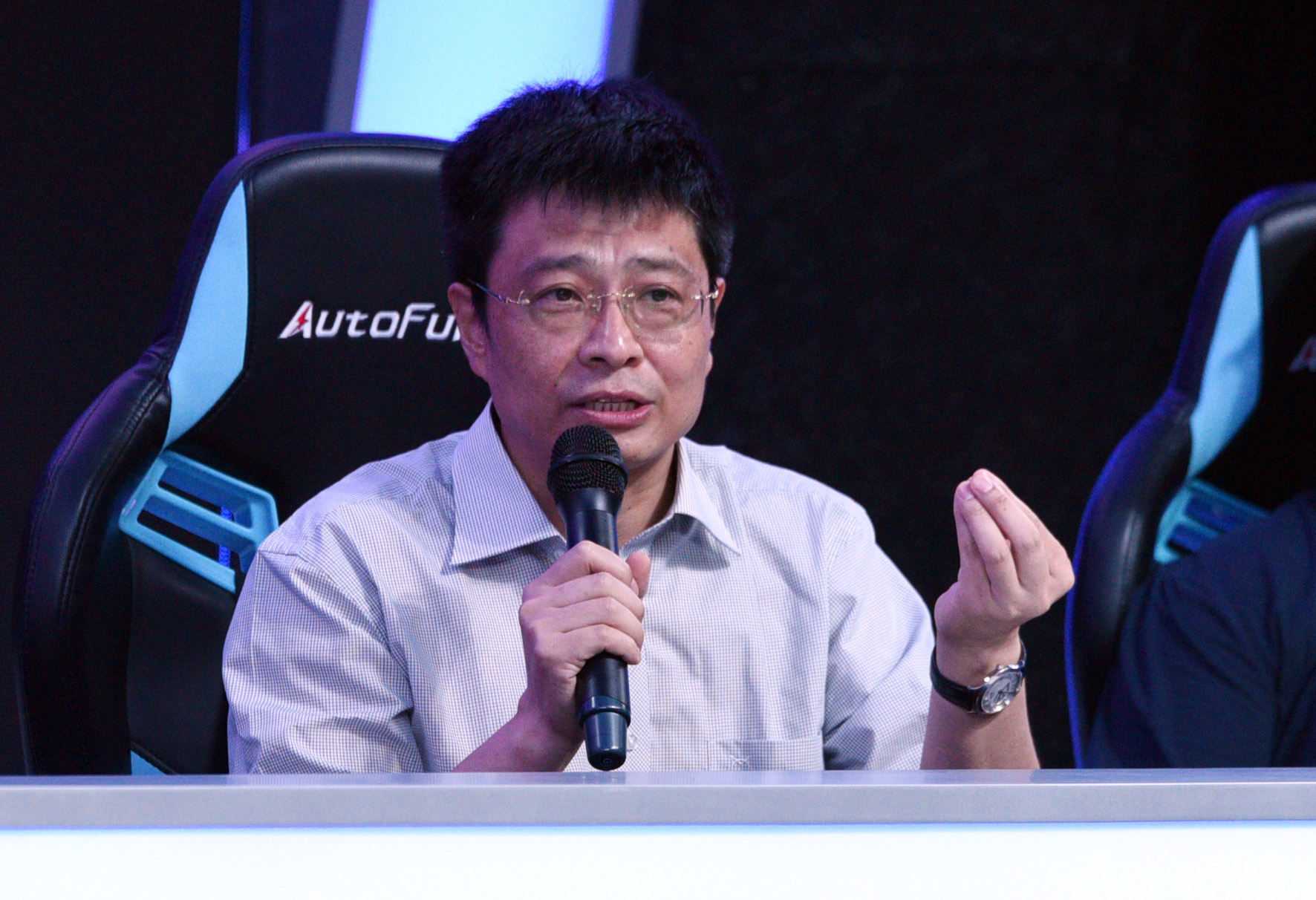 大学为何要开电竞专业?从业的孩子那么多,教育