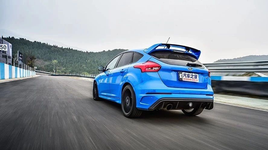 2.0L的小排量车，跑的竟比大部分跑车还要快！