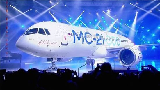 MC-21客机下线现场