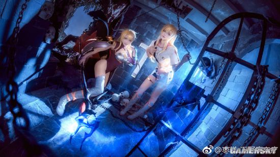 知名Coser枣糕新作:角色完美还原 美出新境界