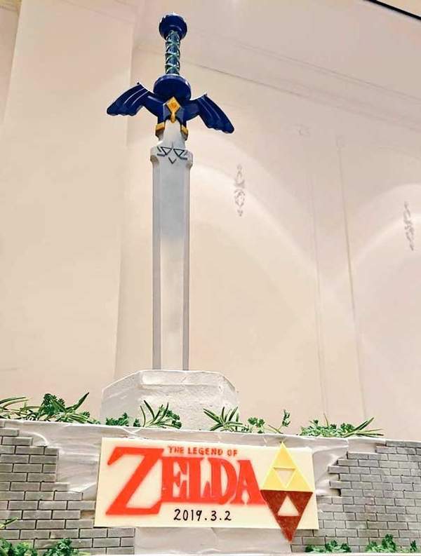 岛国玩家办《塞尔达传说》主题婚礼 共举大剑切蛋糕