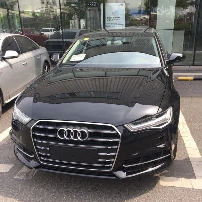 虽然优惠后便宜了不少，但品牌国人认可，它依然是身份的象征！