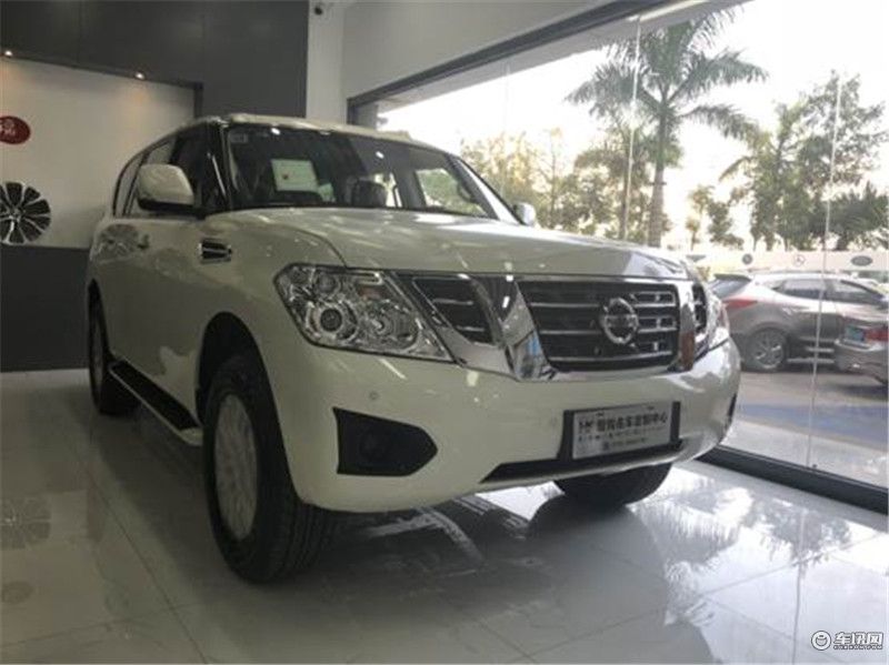 情怀还是实惠 丰田兰德酷路泽对比日产途乐