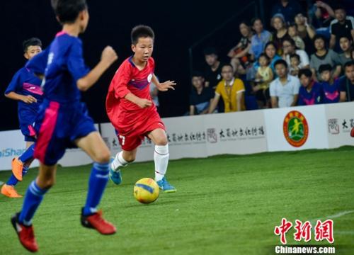 中国足球少年有望在俄罗斯世界杯揭幕战中亮相