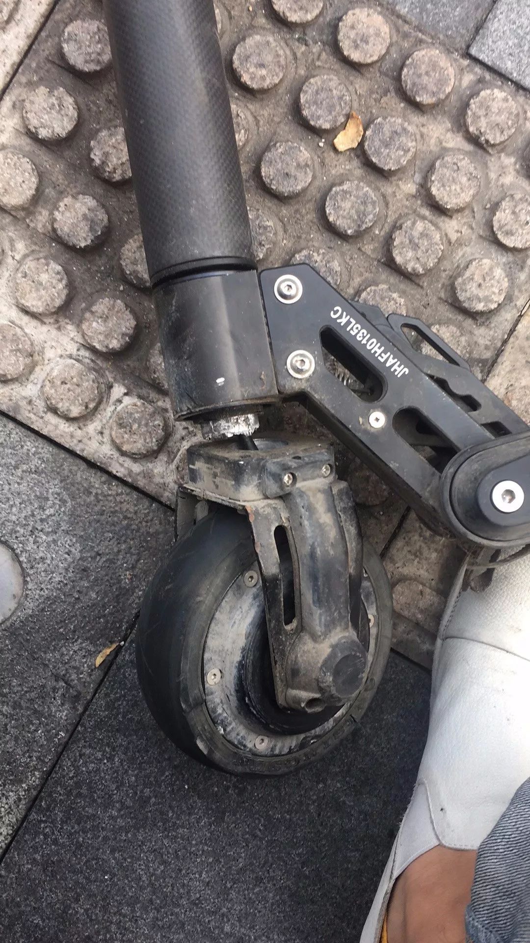 起火、断裂、售后难,多品牌电动滑板车遭投诉