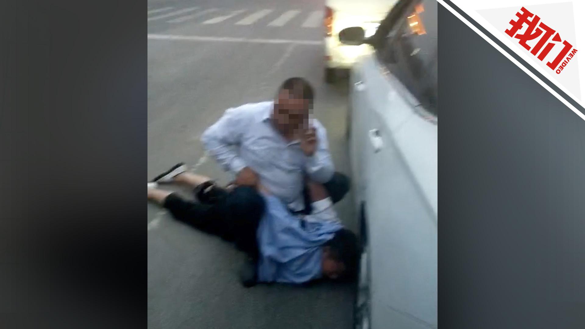 河南社旗一民警酒后驾车追尾 纪检组介入调查