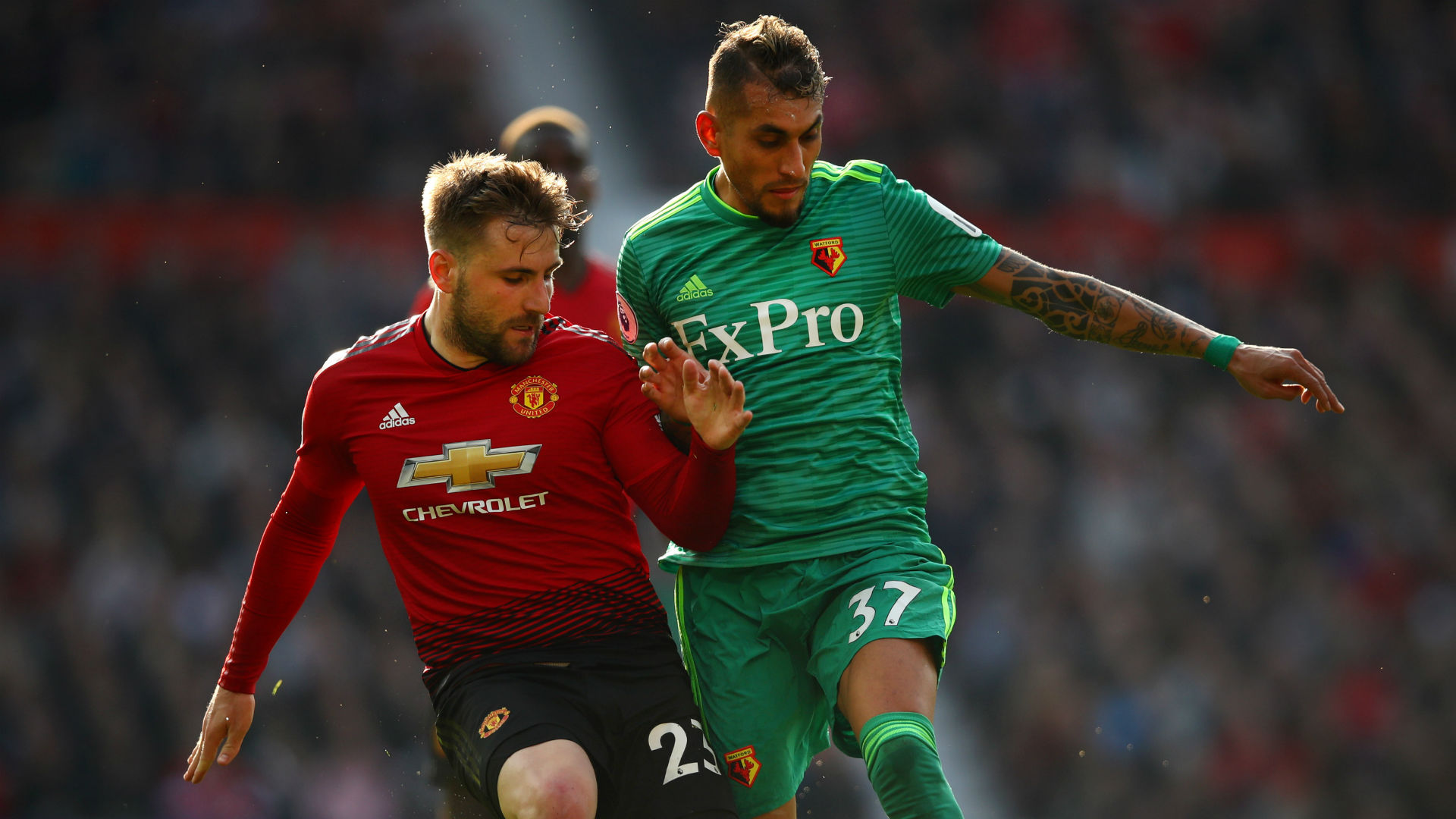 商业吹捧 卢克·肖:有拉什福德射门,我放心