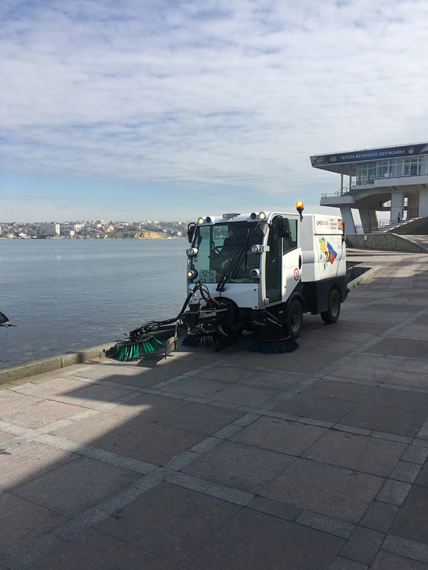 制裁封锁下的克里米亚:狂欢后的双重生活