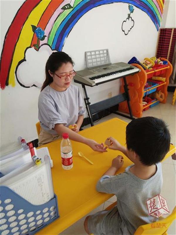 康复治疗技术人才缺口大,女生坦言十年前学康