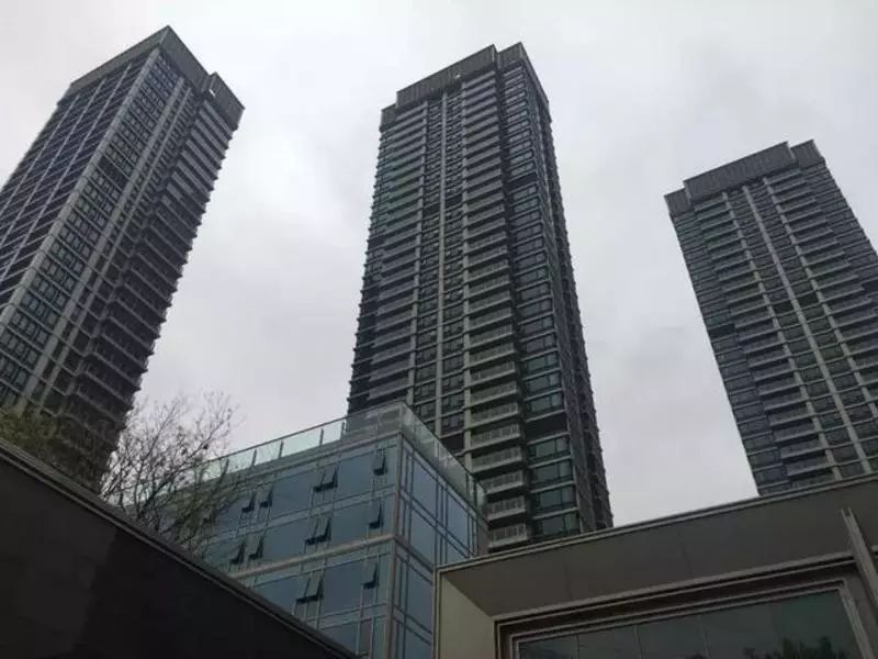 香蜜湖豪宅备案仅8.3万/平!房产新闻深圳一季度一二手房成交状况如何?