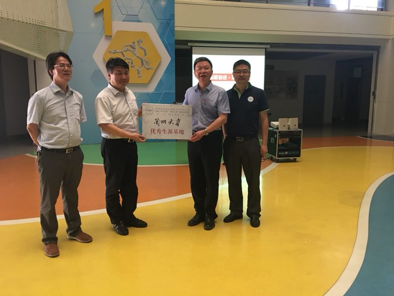 学校领导赴无锡、扬州等地开展本科招生宣讲