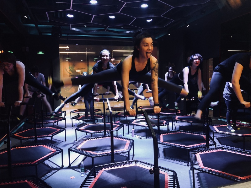 开业3个月成点评北京健身热榜第一,主打蹦床团