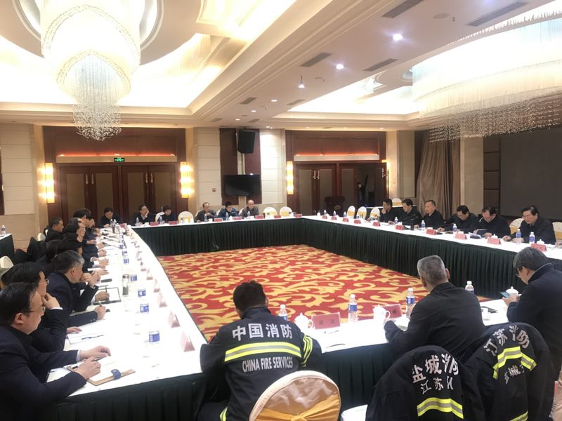 应急管理部党组书记黄明到达江苏盐城化工厂爆