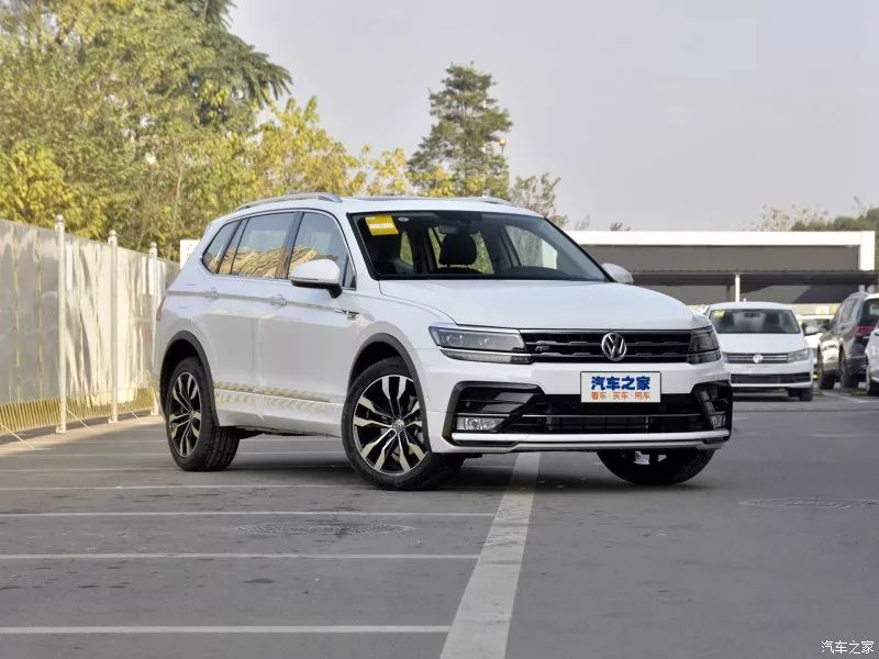 4.8秒破百,极速250km/h!终于找到了一款我们买得起的“性能SUV”!