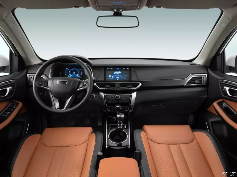 不到6万块的紧凑型SUV,居然有全景天窗、中控大屏,太实惠了!