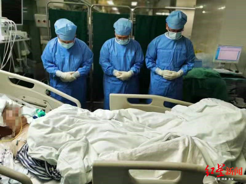 大发888真人大发888中文 黄金投资晨报:大反转!金价绝地反击冲破1480 今晚“小非农”来袭