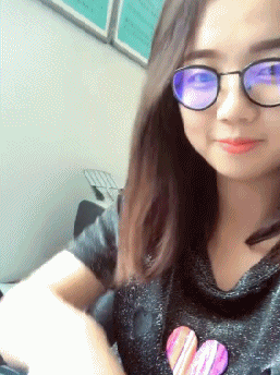 舔狗还能被反舔?动图 小姐姐怎么胳膊肘往外拐啊!