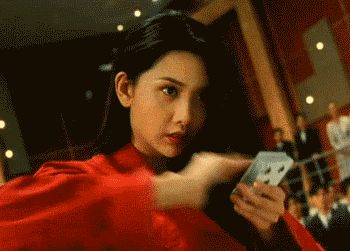 牌场多娇娥 有"赌神"发哥出现的地方总是美女如云,有"赌神"邱淑贞出现