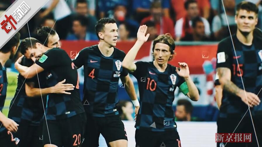 送球衣、跳舞狂欢…挺进决赛的克罗地亚的美女