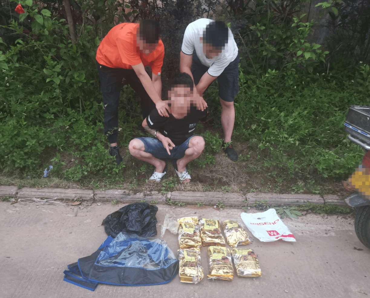 收网！梅州警方打掉一跨区域吸贩毒团伙，查获冰毒4.61克_人员_五华县_行动