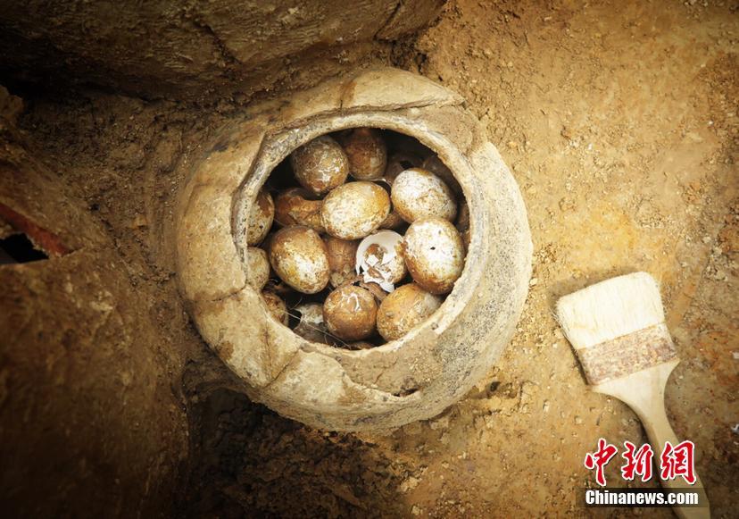 边检夜校学党史 朗诵诗歌话忠诚