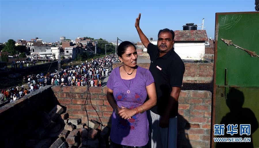 海外媒体:台湾列车脱轨事故已致18人死亡上百