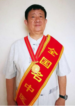 江津区中医院请来三名国家级名老中医定期坐诊