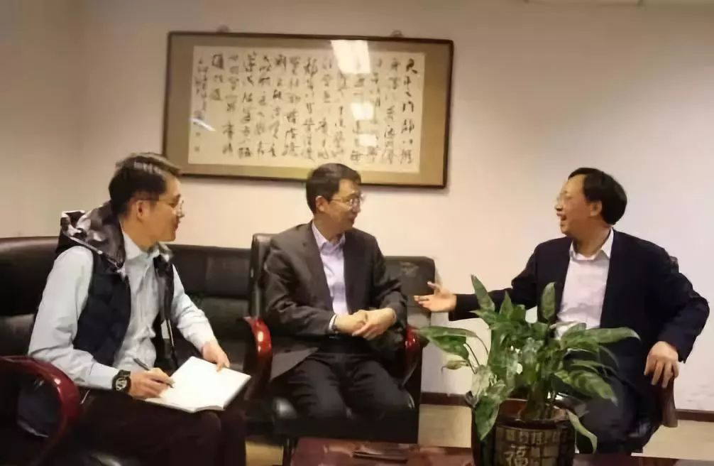万华化学董事长_万华化学图片