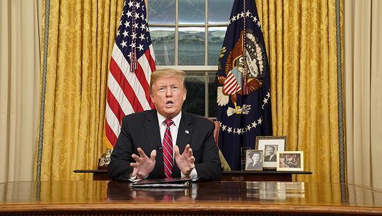 自由民主党和民主党有什么区别 Ye4i-hrkkweh1812019.jpg