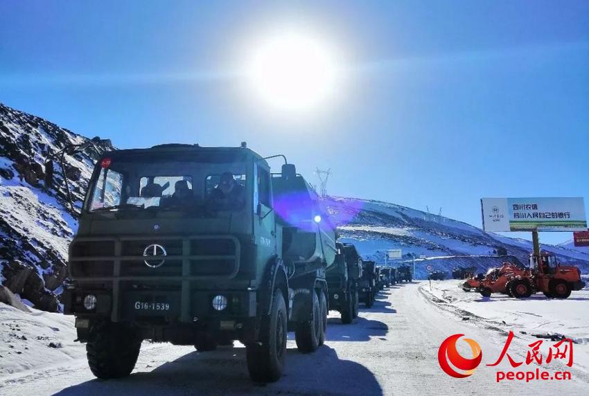 第77集团军某工兵旅强行军赶赴灾区