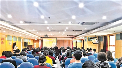 跟周黎明看电影 读懂光影背后的中西文化差异